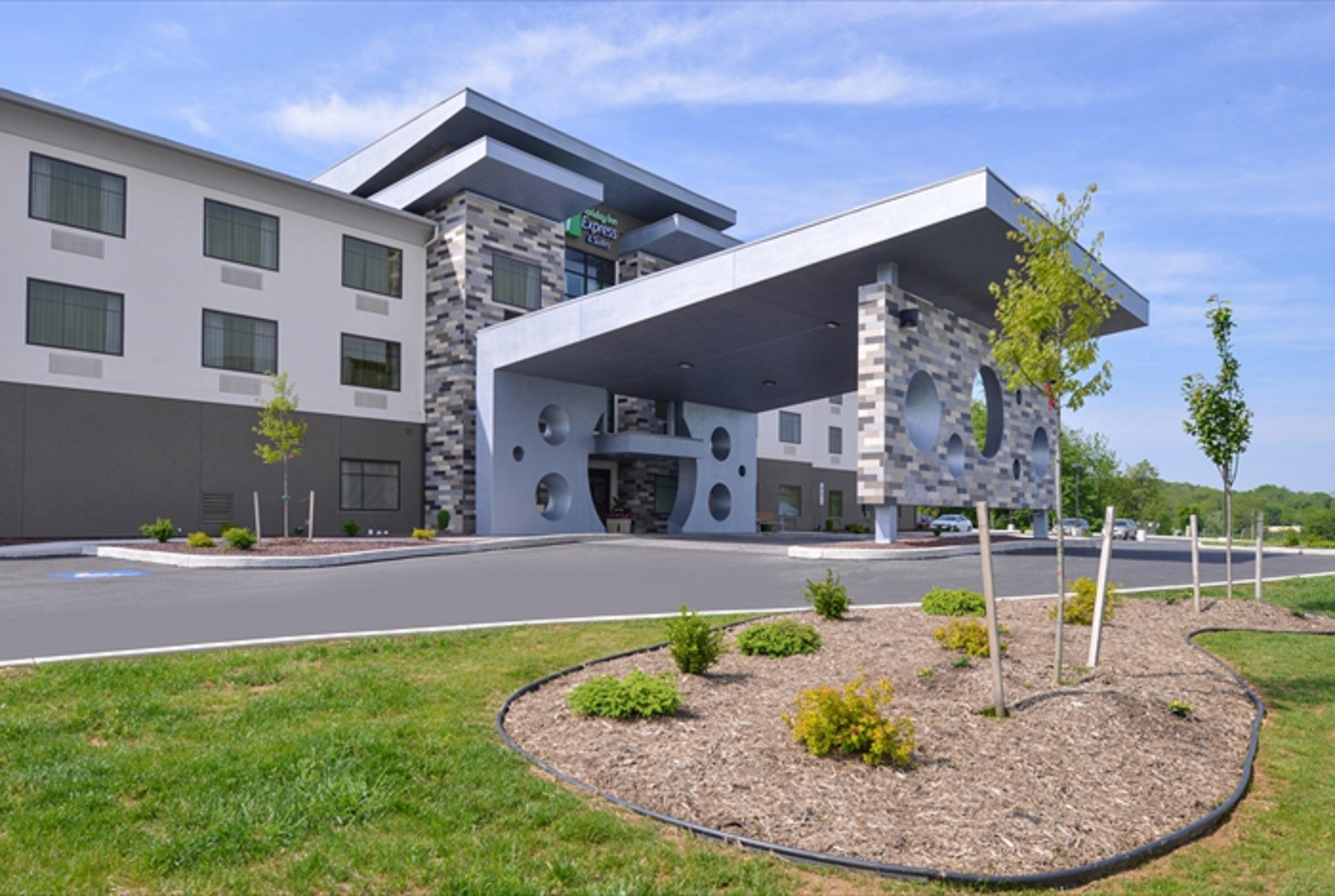 Holiday Inn Express & Suites Shippensburg By Ihg Екстер'єр фото