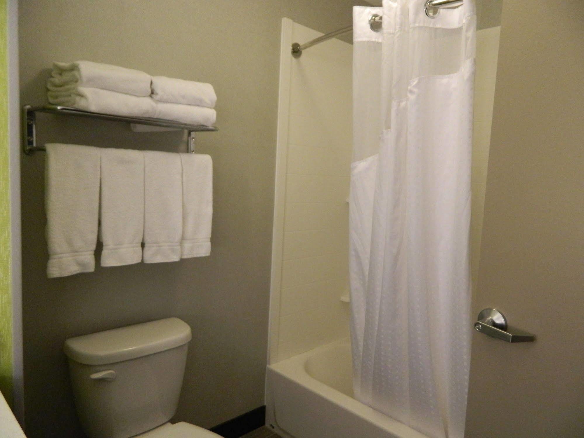 Holiday Inn Express & Suites Shippensburg By Ihg Екстер'єр фото